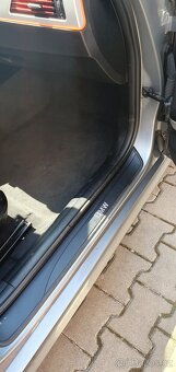 BMW E90 318 D - 6