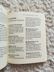 Nové knihy Průvodce pro nesmělé dívky - Anita Naik - 6