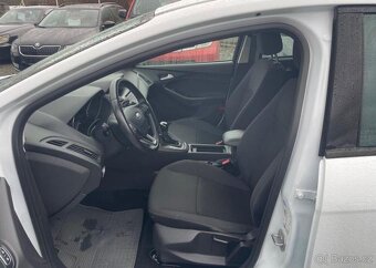 Ford Focus 1.6 16V KOMBI benzín manuál 77 kw - 6