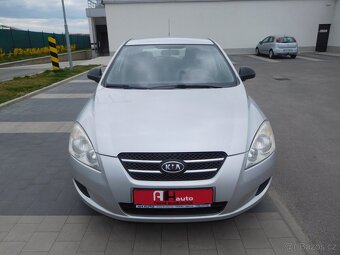 Kia Cee'd 1.4i CVVT 16V Comfort, 80 kW, Klima - 6