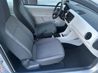 Volkswagen Up 1.0 MPI - 6