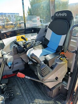 Pásový minibagr KUBOTA KX060-5 - 6