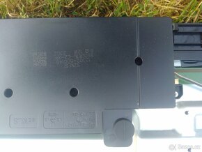 TCL 75C935 - 6