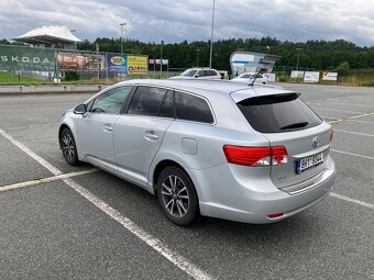 Toyota Avensis 1,8 benzin 2014 - 6