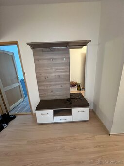 Předsíňová stěna - 6