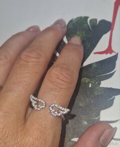 Nový dámský stříbrný prstýnek uni vel okridleny s křídly - 6