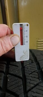 Prodám pneumatiky zimní 195.55.R.15 H. - 6