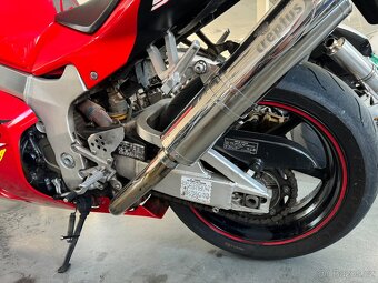 Honda VTR 1000 SP1 - 6