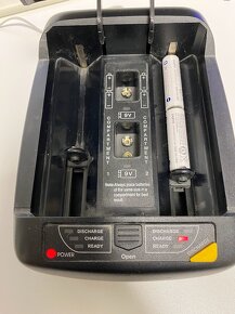 Automatická nabíječka AA, AAA, C, D a 9V baterií - 6