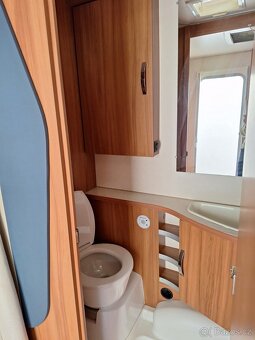 Weinsberg 480 QDK - 3 palandy - 6