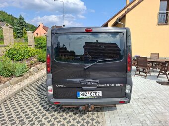 Opel Vivaro 1.9 CDTI 74 kW r.v. 11/2005 9 míst - 6