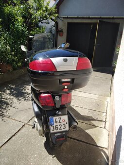 Prodám SKÚTR YAMAHA 300 - 6
