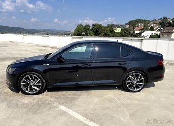 Škoda Superb 2.0 TDI 190k 4x4 Sportline DSG - 6