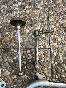 Díly Jawa pérák - 6