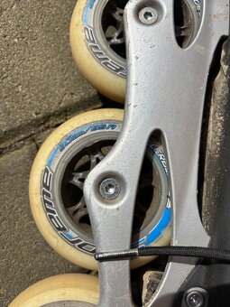 Kolečkové inline brusle ROLLERBLADE SG9 - 6