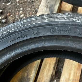 Zimní pneu 225/45 R17 94V Points 7mm - 6