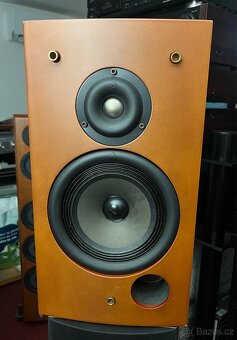 TRIANGLE COMÈTE TZE - regálové reproboxy - 6