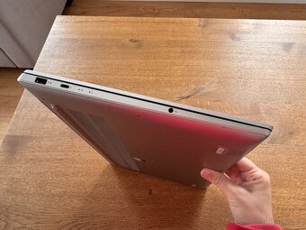 Notebook Lenovo 15.6 / Intel Core i5 / SSD / krásný stav - 6