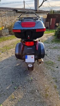 Honda nt700v Deauville - 6