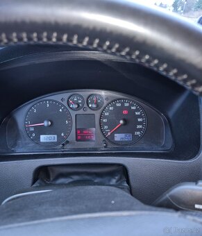 Volkswagen VW T5 Caravelle 96kW - 6