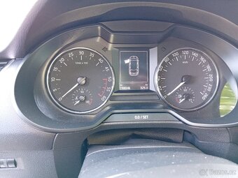 Škoda Octavia 4x4 2.0tdi 110 kw - 6