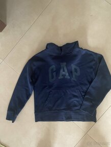 Mikina GAP, tričko Benetton a H&M, vel. 8-10 - 6