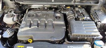 volkswagen touran - 6