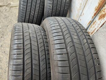 17"zánovní sada letních pneu Nexen 215/60/17 4000Kč/4ks - 6