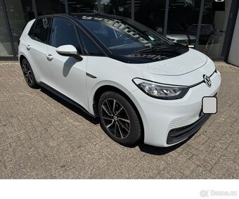 ID.3 Life 58 kWh 204PS Aut Nav LED Výhř Indukce PDC 12/20 - 6