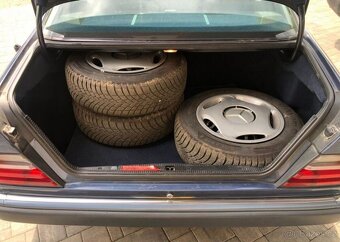 Mercedes-Benz 124 230CE, EKO ZAPLACENO benzín manuál 97 kw - 6