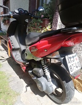Prodám skútr Peugeot Speedfight 2.obs.50 - 6