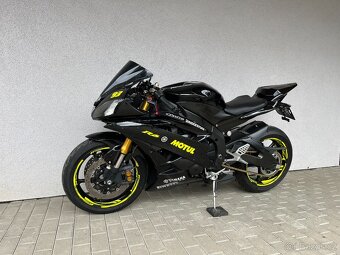 Yamaha YZF R6 - 6