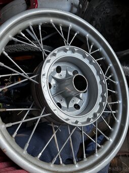 Náboje, kola, středy a řetězovky Jawa/CZ - 6