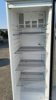 Prosklená lednice Helkama ( 400 L ) - 6