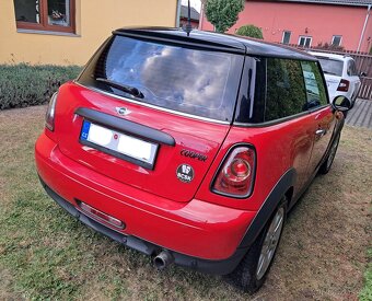 Mini Cooper 1,6i 90kW - 6