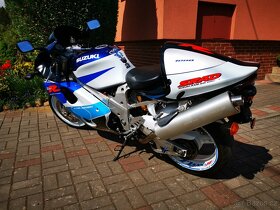 Suzuki TL1000R - 6