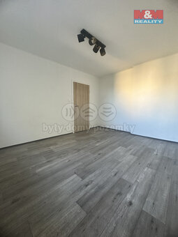 Pronájem bytu 1+1, 30 m², DV, Lom, ul. Novostavby - 6