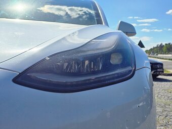 Tesla Model 3 - 6