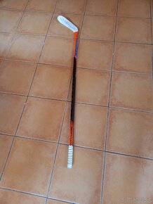 Hokejka warrior covert
- 6