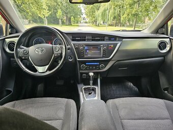 Toyota Auris Combi 1.6i 97KW TS R.V.2014 - 6