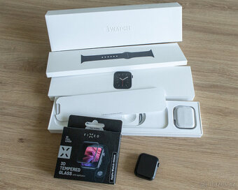 Apple Watch 6 GPS, 44mm, Šedý hliník - 6