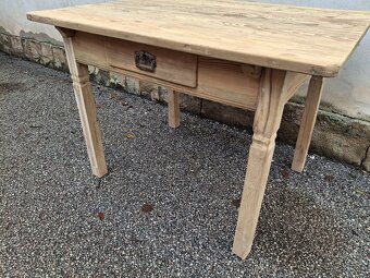 Starožitný hospodský stůl - 6