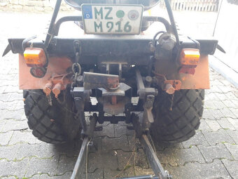 Traktor + příslušenství - 6