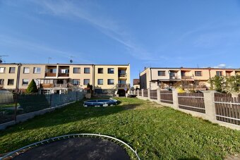 Rd v Týnci nad Labem, 6+1, zahrada 594 m2 - 6
