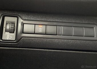 Peugeot 308 1.5 HDi STYLE NAVI TEMPOMAT manuál 75 kw - 6