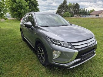 Prodám Mitsubishi Eclipse Cross 1.5 T 120kW - KLIMATIZACE - 6