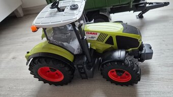 Bruder kombajn a traktor s vlečkou - 6