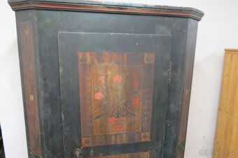 Malovaná skříň ze Šumavy - 6