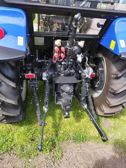 Traktor Farmtrac 555 DTc V - 6