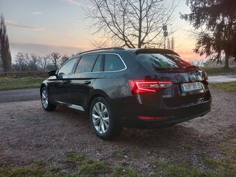 Prodám Škoda Superb 3 2.0 140 kW plná výbava - 6